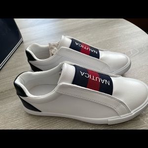 BRAND NEW!!! NEVER EVER WORN Nautica Shoes Size 6